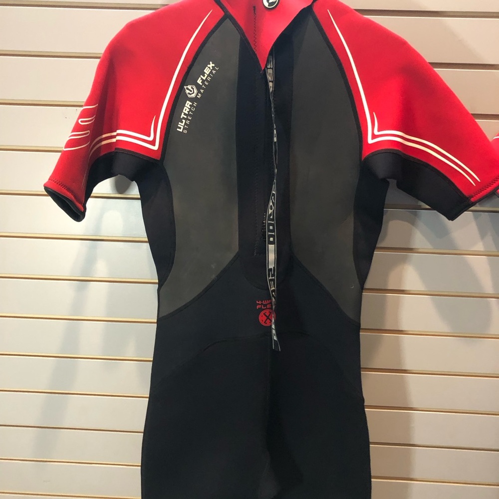 Sea Doo BRP Men’s Shorty Wet Suits. Ultra Flex Stretch Material - 4 Way Flex.